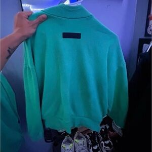 Essentials Vibrant Green Pullover